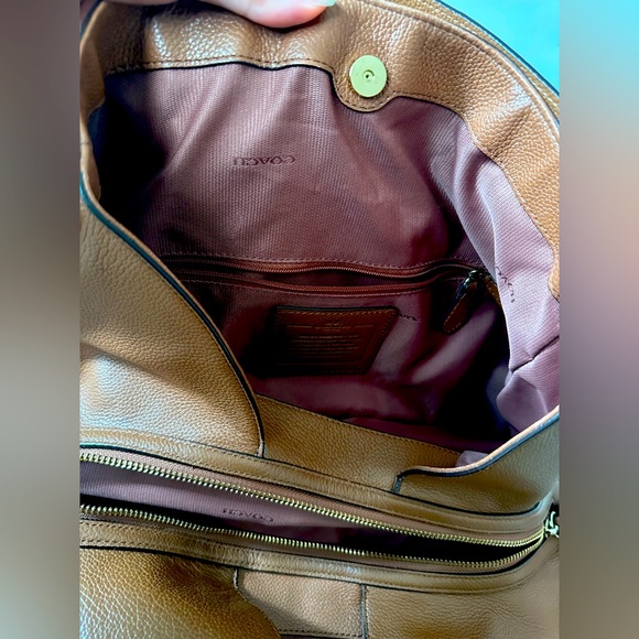 Coach Shoulder Bag - Picture 3 of 7